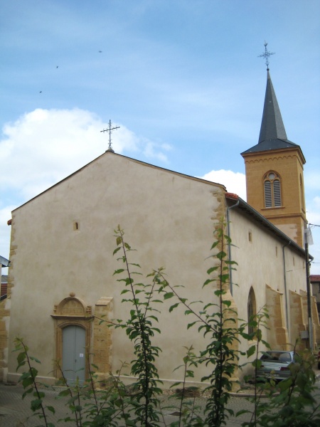 Fichier:Eglise Pierrevillers.jpg